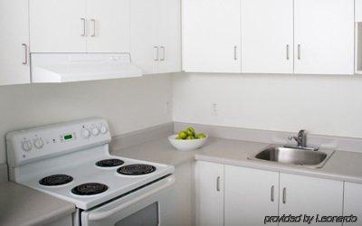 Aparthotel Residences Uqam Ouest 3*